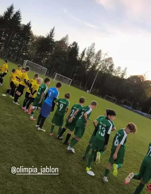 Młodzik Młodszy: Olimpia Jabłoń 3:4 Victoria Parczew – ambitna gra i hat-trick Smagieł