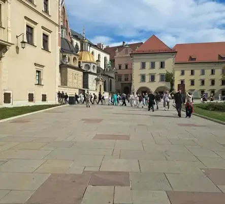 Uczniowie na trzecim dniu wycieczki zwiedzili Kraków