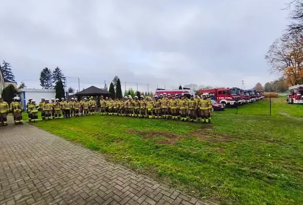 Kalinka: strażacy i służby ratownicze ćwiczyli ewakuację w Domu Pomocy Społecznej