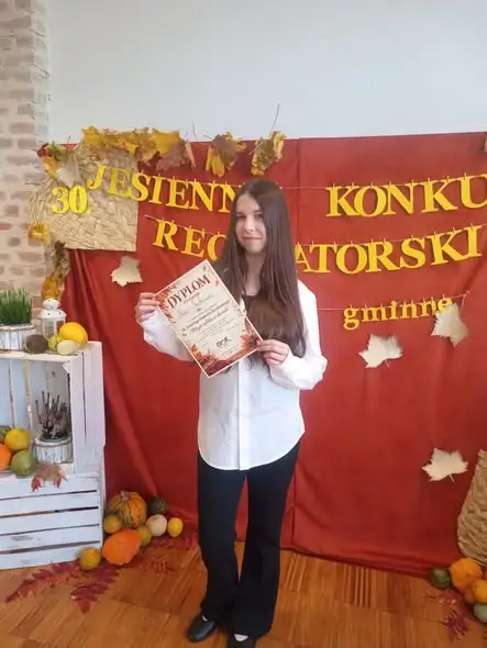 Uczniowie ZSCKR w Jabłoniu na 30. Jesiennym Konkursie Recytatorskim